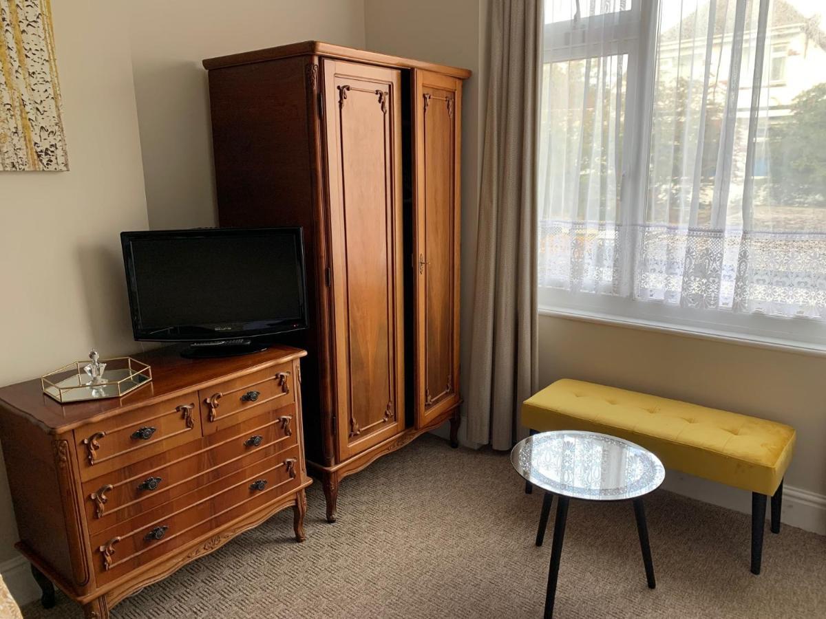 San Brelade Guest house 4*